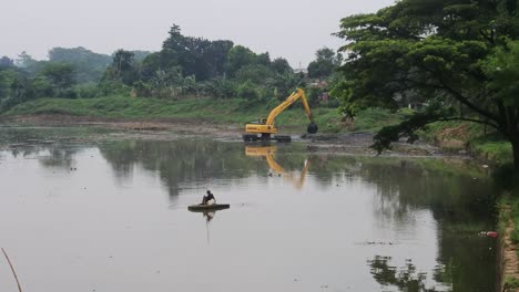 Contaminación-En-La-Ciudad-Fluvial-De-Depok,-Java-Occidental.