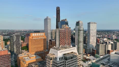 Skyscrapers-in-downtown-Brooklyn,-New-York