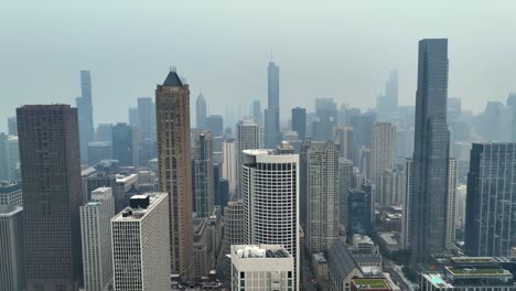 Orange-haze-over-Chicago-skyline-from-forest-fires-in-Canada