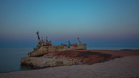Twilight-time-lapse-with-the-Edro-III-shipwreck-in-the-foreground