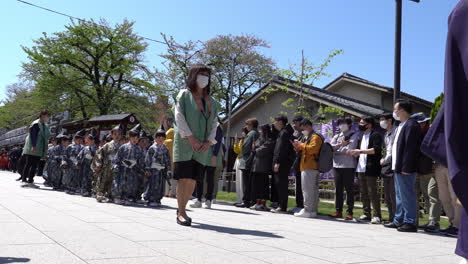 TOKYO,-JAPAN---APRIL-9,-2023:-White-heron-dance-parade-in-Sensoji-temple