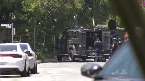 SWAT-team-on-scene-