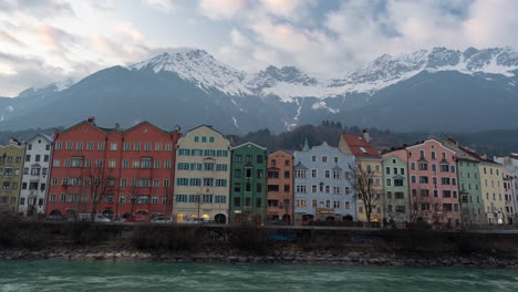 Innsbruck,-Austria-Time-Lapse,-Cityscape-Skyline,-Buildings-and-Traffic-on-Riverbank