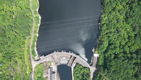 Overhead-Vogelperspektive-Staudamm-Barrage-Du-Chastang-Frankreich-EDF-Wasserkraftwerk