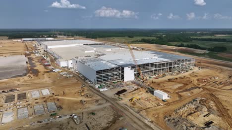 4K-Luftumlaufbahn-Der-Blueoval-City-In-Stanton,-Tennessee