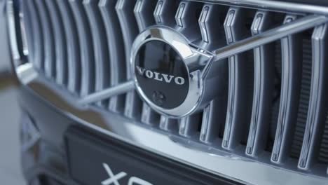 Odesa,-Ucrania---Noviembre-De-2021:-Nuevo-Coche-De-Lujo-Volvo-Xc90-En-Concesionario-Oficial