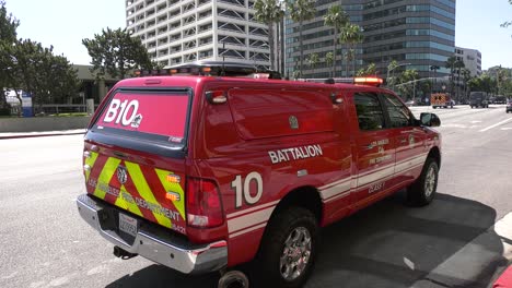 Jefe-De-Batallón-En-La-Escena-De-Un-Incendio.