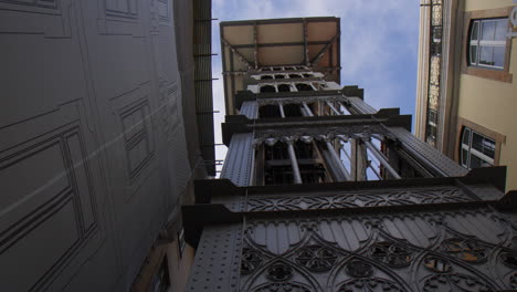 Santa-Justa-Elevator-Lift-In-The-Historic-City-Center-Of-Lisbon,-Portugal