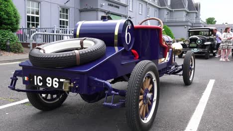 Coches-De-Carreras-Antiguos-En-El-Inicio-Del-Rally-De-Motor-Gordon-Bennett-Borris-Carlow-Irlanda