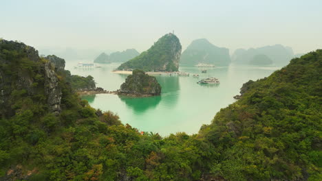 Ti-Top-island-in-Vietnam