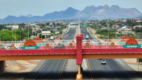Las-Cruces-decorated-bridge