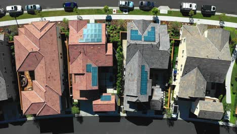 Top-down-aerial-of-solar-powered-neighborhood-houses-in-USA---CGI-visualizaton