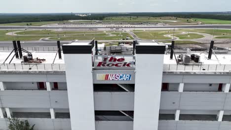 aerial-push-over-rockingham-speedway,-nascar-track