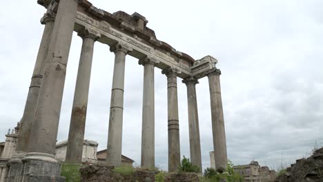 Tempel-Der-Vespasian-Und-Titus-Tempel-Des-Saturn-Auf-Dem-Forum-Romanum