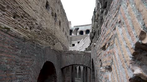 Vista-Desde-El-Hipogeo-Restaurado-En-El-Coliseo.