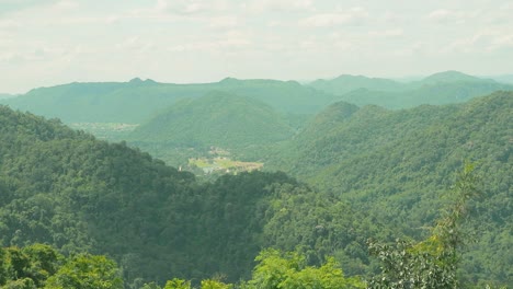Scenic-Viewpoint-in-Khao-Yai-National-Park,-Thailand-with-Forest-and-Valley