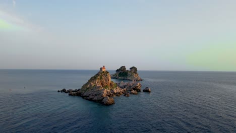 Islas-Abandonadas-Del-Adriático,-Panorama-Aéreo,-Montenegro