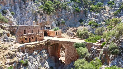 The-amazing-Katholiko-Monastery-in-the-island-of-Crete,-Greece