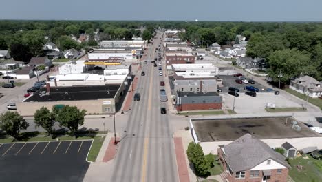 Innenstadt-Von-Moline,-Illinois-Mit-Drohnenvideo-Beim-Einzug