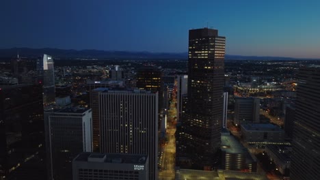 Downtown-Denver,-Colorado-during-blue-hour