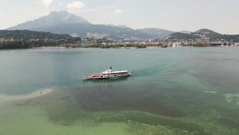 Aerial-view-of-Lake-Lucerne-and-its-boats