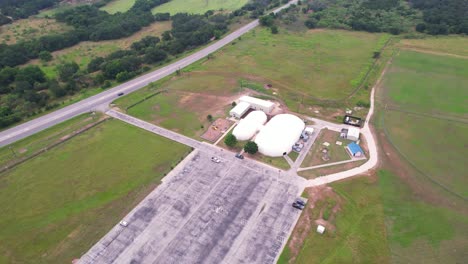 Aerial-footage-of-the-Grace-Fellowship-Church-in-Lampasas-Texas-located-at-2974-US-281,-Lampasas,-TX-76550