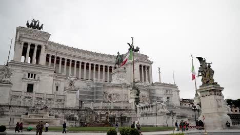 Monumento-A-Víctor-Emmanuel-II-Visto-Desde-La-Piazza-Venezia