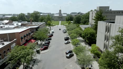 Old-Capitol-building-on-the-campus-of-the-University-of-Iowa-in-Iowa-City,-Iowa-with-drone-video-moving-low-and-in