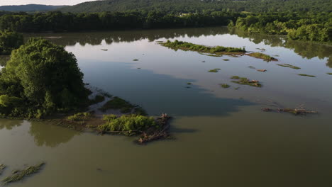 Vegetation-And-Reflections-On-The-Surface-Of-The-Water-In-Lake-Sequoyah,-Arkansas,-USA---drone-shot