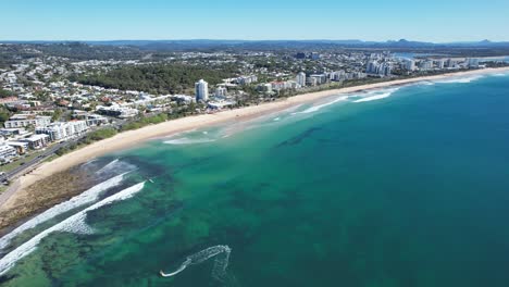 Panoramic-View-Over-Alexandra-Headland-Beach-On-A-Sunny-Summer-Day-In-Queensland,-Australia---drone-shot