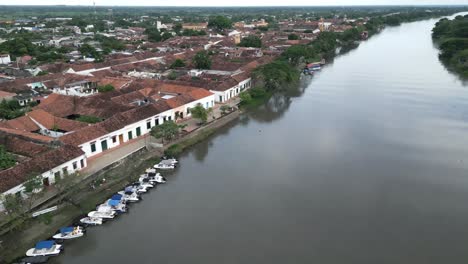 Aerial-of-Santa-Cruz-de-Mompox,-colonial-town-in-northern-Colombia,-in-the-Bolívar-Department-Magdalena-river