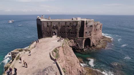 Establishing-view-of-tourist-destination-fort-of-the-berlengas,-aerial