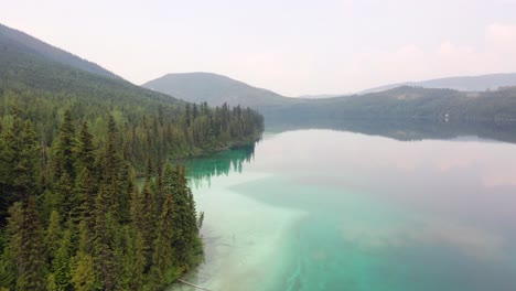 Serenity-Unveiled:-Johnson-Lake's-Pristine-Waters