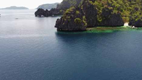 Urlaubsziel-Palawan-Archipel,-Aufsteigende-Luftaufnahme