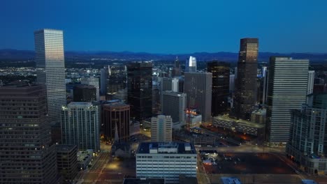 Horizonte-De-Denver,-Colorado-En-La-Noche