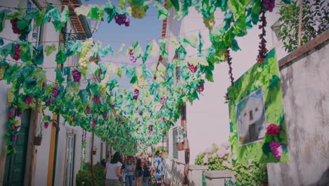 tomar-portugal-festa-dos-tabuleiros-tomar-portugal-8th-july-2023-decorated-teatro-street