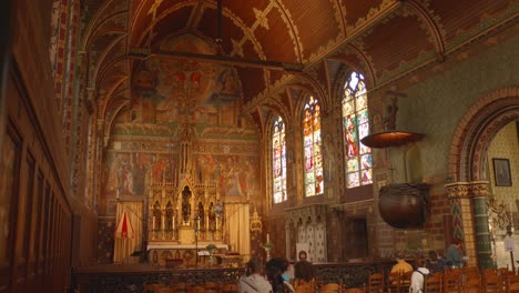 Interior-architecture-detail,-altar-and-ceiling-of-the-Basilica-of-the-Holy-Blood-in-Bruges,-Belgium