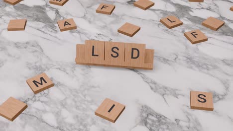 LSD-Wort-Auf-Scrabble