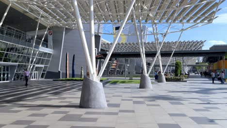 Estructura-Arquitectónica-De-La-Entrada-De-La-Expo-De-Singapur---Lugar-De-Convenciones-Y-Exposiciones