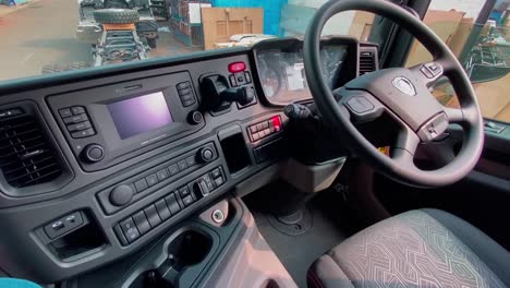 Driver's-cabin-of-SCANIA-P410-XT