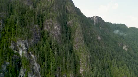 Aerial-view-of-rock-cliffs-in-Squamish,-BC,-Canada
