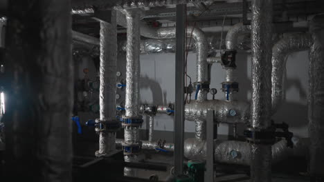 Hot-steam-pipes-with-thermal-insulation-and-valves