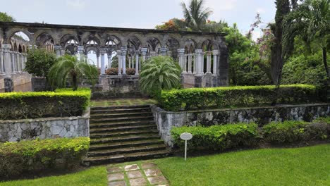 The-cloister,-landmark-in-Nassau,-Bahamas,-beautiful-botanical-garden