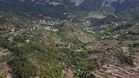 Panoramic-View-Of-Serra-de-Tramuntana-Near-Cala-Deia-Coastal-Village-In-Mallorca-Islands,-Spain