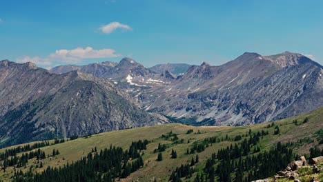 Aerial-of-the-Rocky-Mountains-as-seen-from-Cottonwood-Pass-near-Boulder,-Colorado,-USA