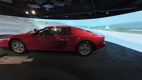 Ferrari-Testa-Rossa,-Ikonischer-Alter,-Schnell-Fahrender-Sportwagen,-Ausgestellt-Im-Auto-Expo-Park-Der-Internationalen-Automobilstadt-Shanghai