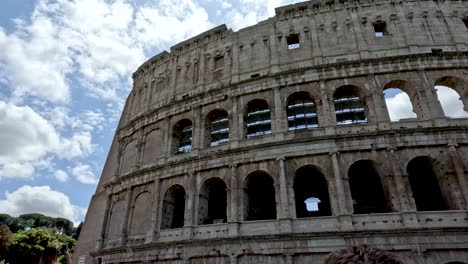 The-Colosseum-Exterior-View-With-Beautiful-Cloudy-Weather