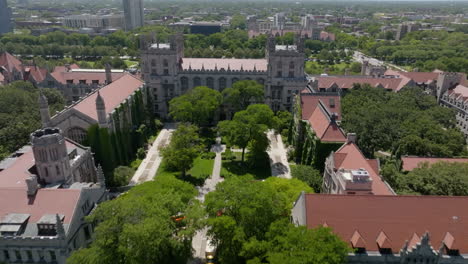 Aerial-view-over-the-University,-toward-the-Midway-Plaisance-Park-in-sunny-Chicago,-USA