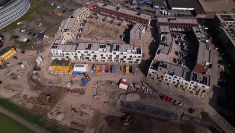 PUUR21-new-housing-construction-project-part-of-urban-development-in-Zutphen-with-Noorderhaven-neighbourhood-along-river-IJssel-and-technical-school