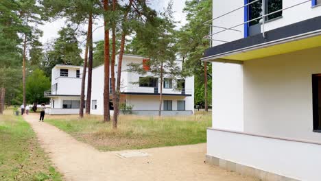 Casas-Maestras-Históricas-Del-Arquitecto-De-La-Bauhaus-Walter-Gropius-En-Dessau